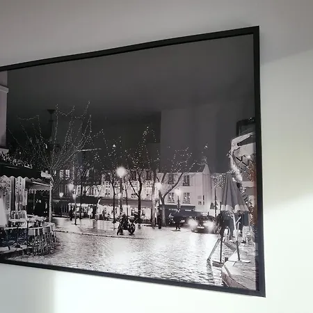 Paris Montmartre Chic Apartment Exterior photo